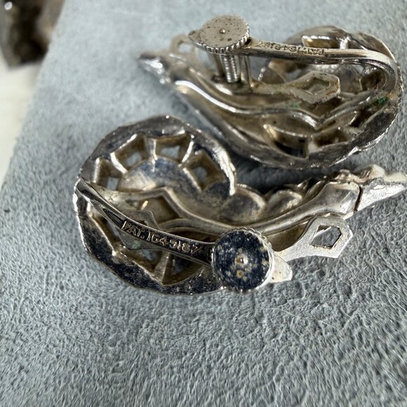 Vintage 30s Rhinestone Silver Tone Screw Back Earrings Pat Pending 164-9187 - Picture 5 of 8